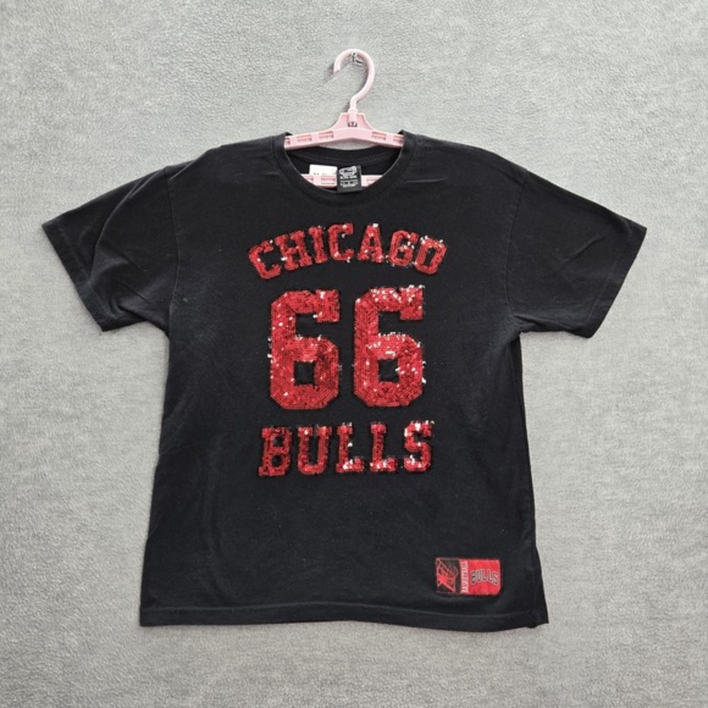 Chicago Bulls Women Shirt S Black 66 Logo Sequins Short Sleeve Crew Neck Tee NBA